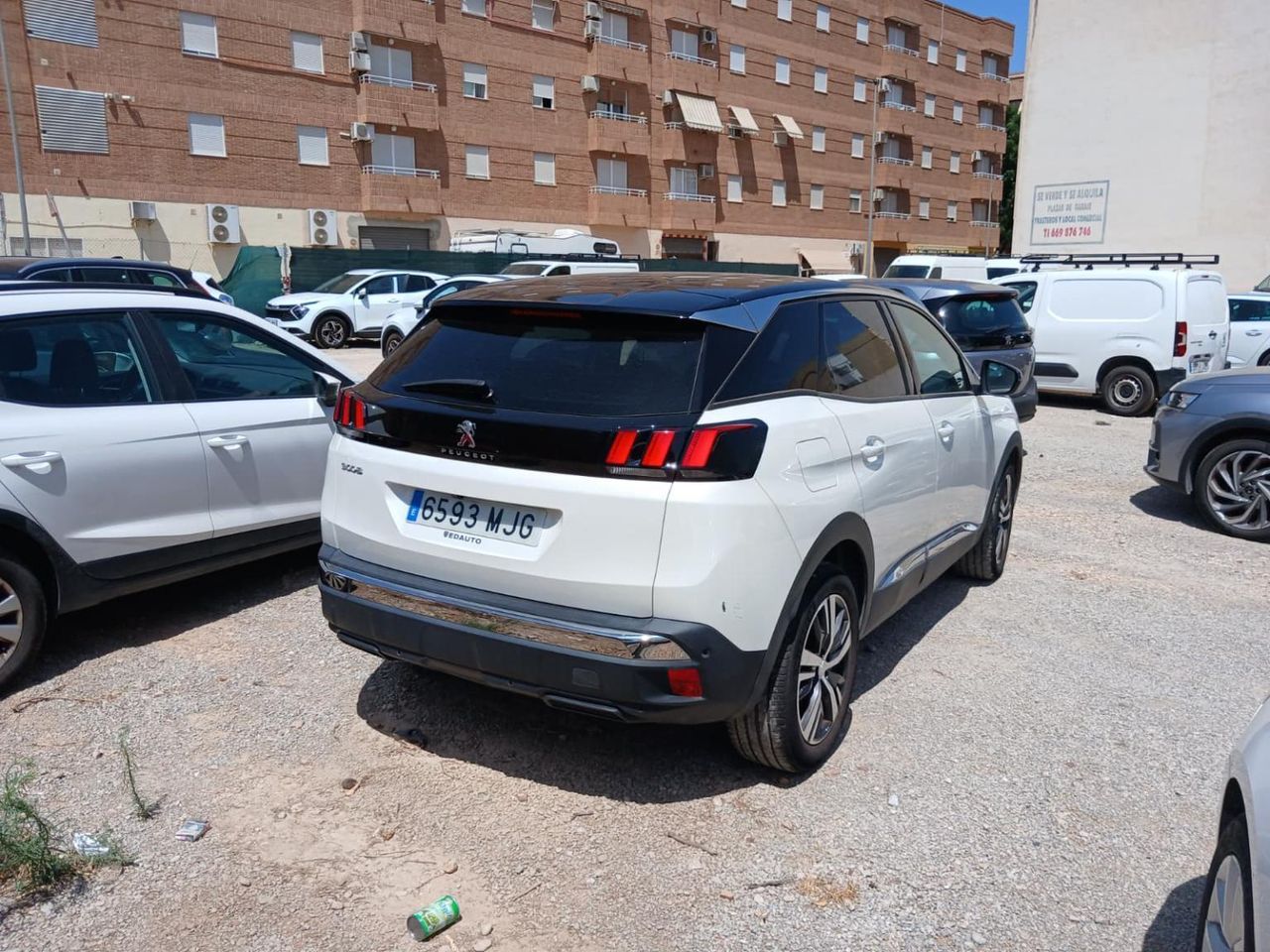 Peugeot 3008 1.5 Bluehdi 96kw S&s Allure Pack Eat8 - Foto 2