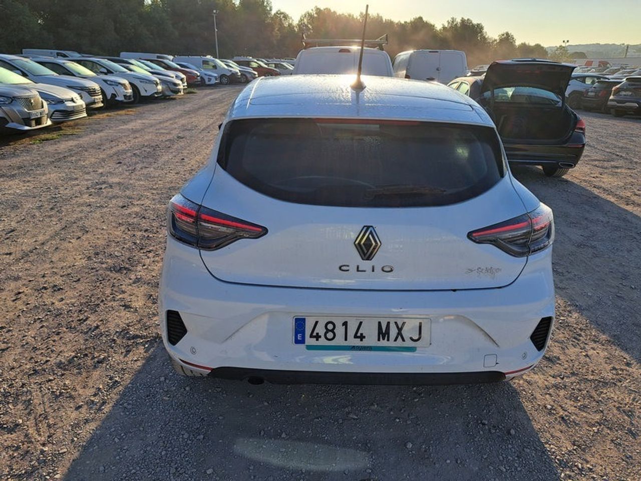 Renault Clio Evolution Dci 100 (74kw) - Foto 2