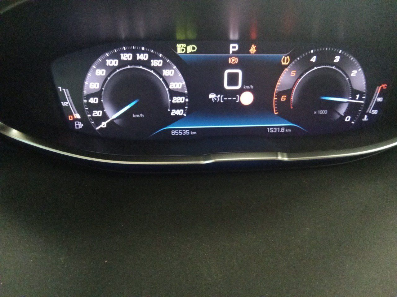 Peugeot 3008 1.5 Bluehdi 96kw S&s Gt Eat8 - Foto 2