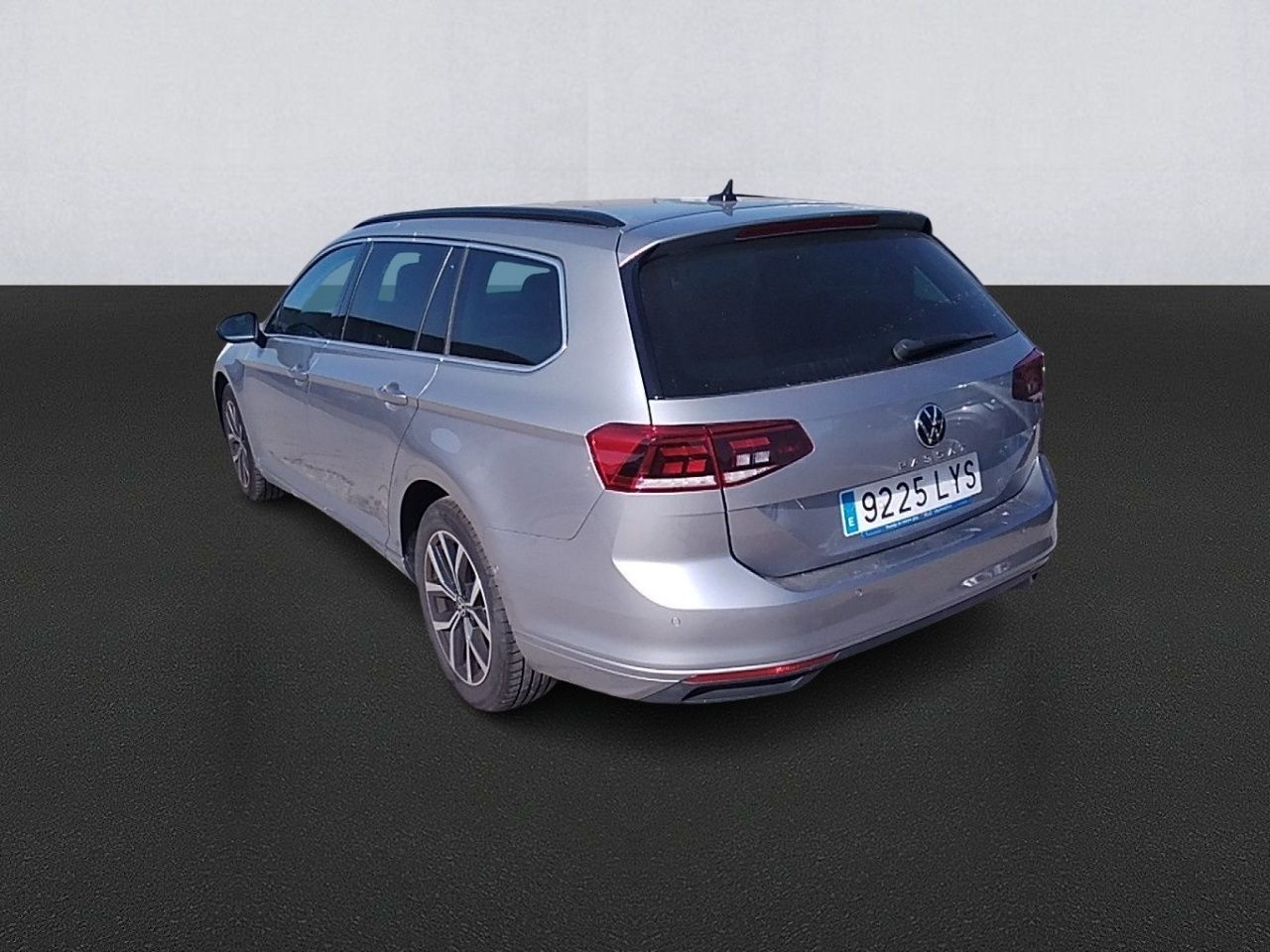 Volkswagen Passat Variant Executive 2.0 Tdi 110kw (150cv) - Foto 2