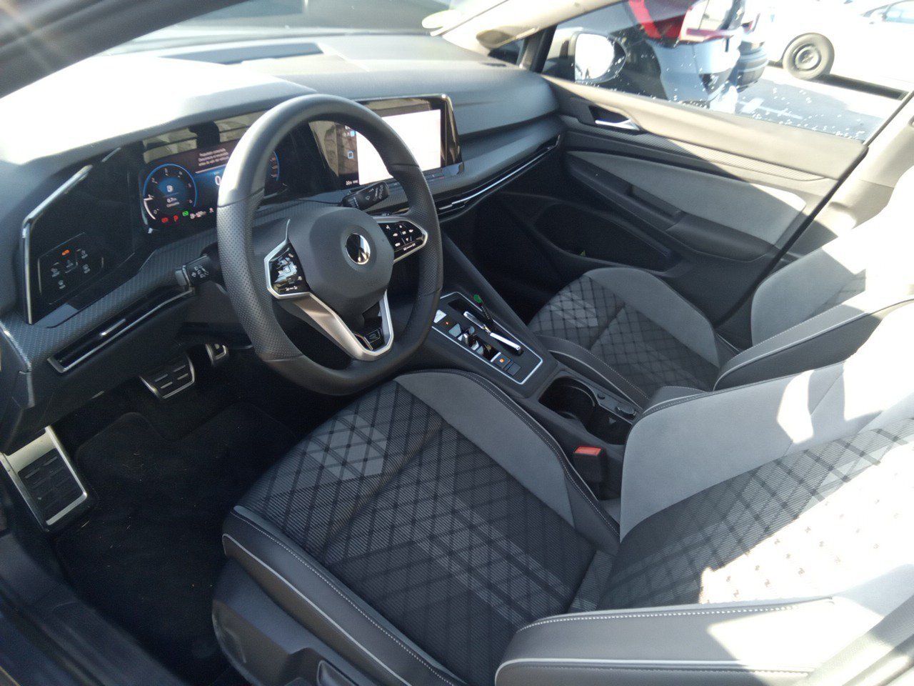 Volkswagen Golf R-line 2.0 Tdi 110kw (150cv) Dsg - Foto 2