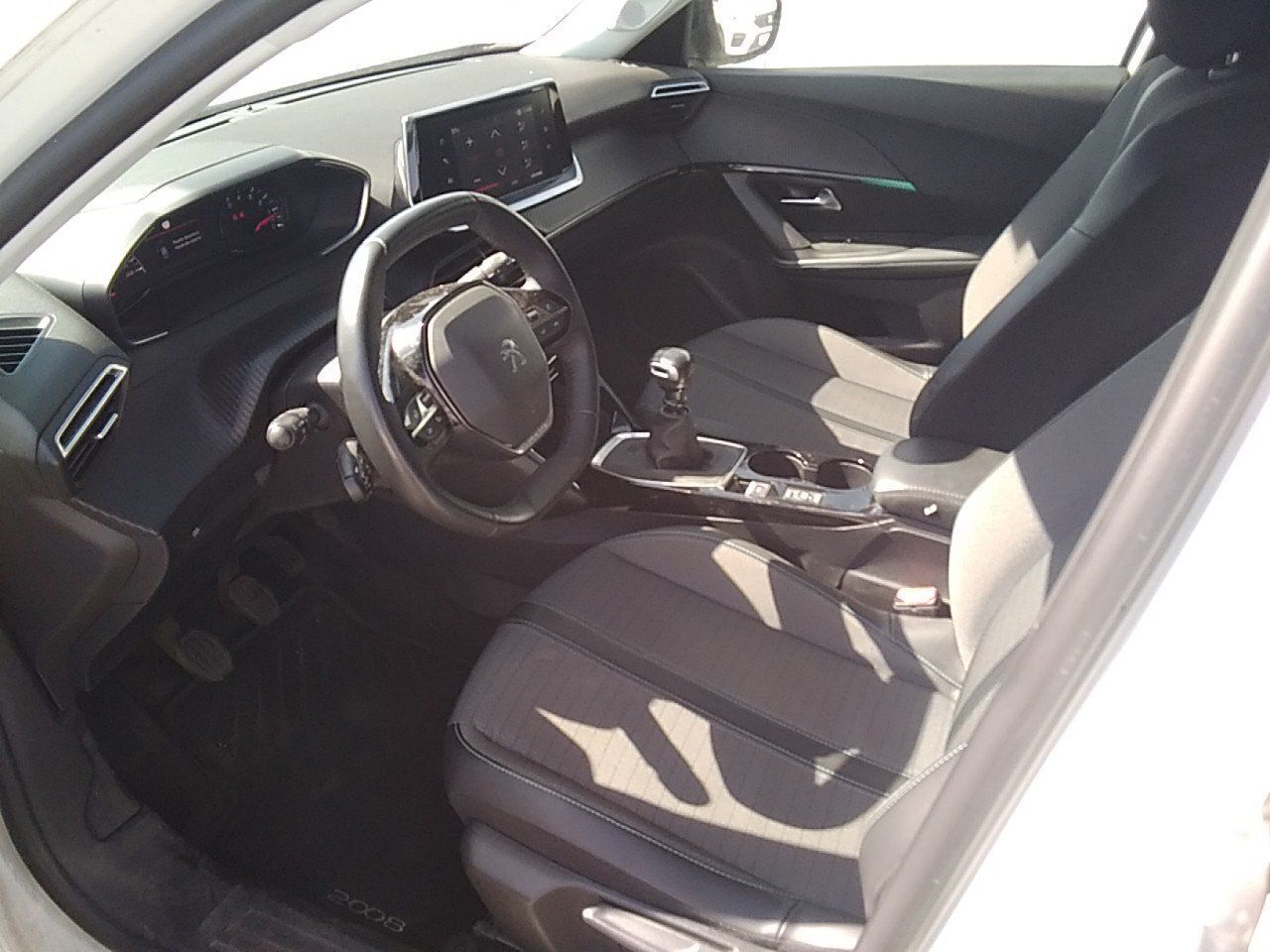 Peugeot 2008 Allure Bluehdi 81kw (110cv) - Foto 2