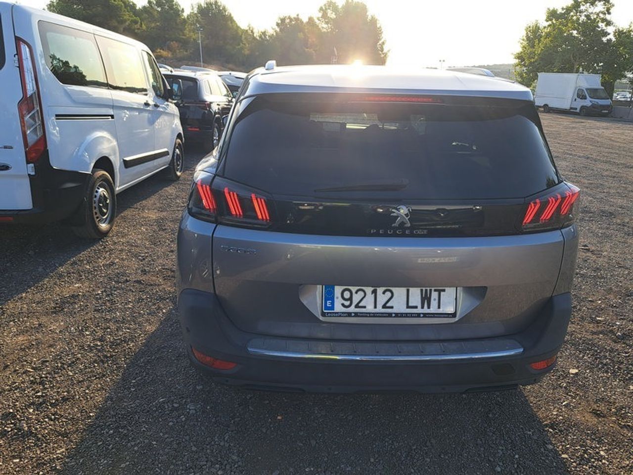 Peugeot 5008 1.5 Bluehdi 96kw (130cv) S&s Allure - Foto 2