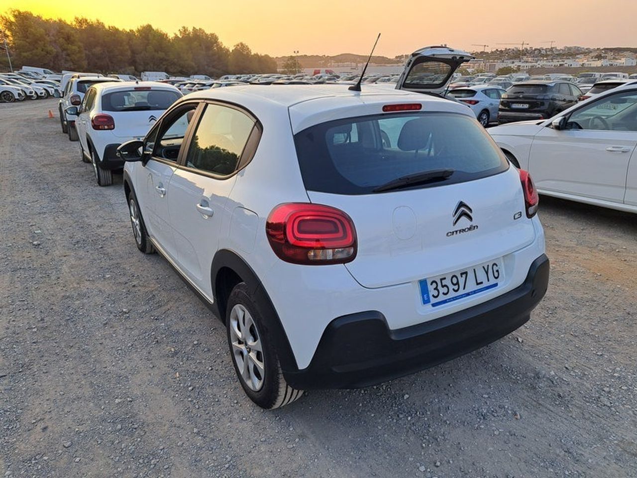 Citroen C3 Bluehdi 75kw (100cv) S&s Live Pack - Foto 2