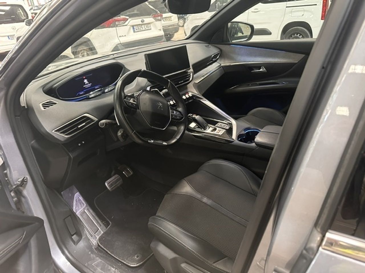 Peugeot 3008 1.5 Bluehdi 96kw S&s Gt Eat8 - Foto 2