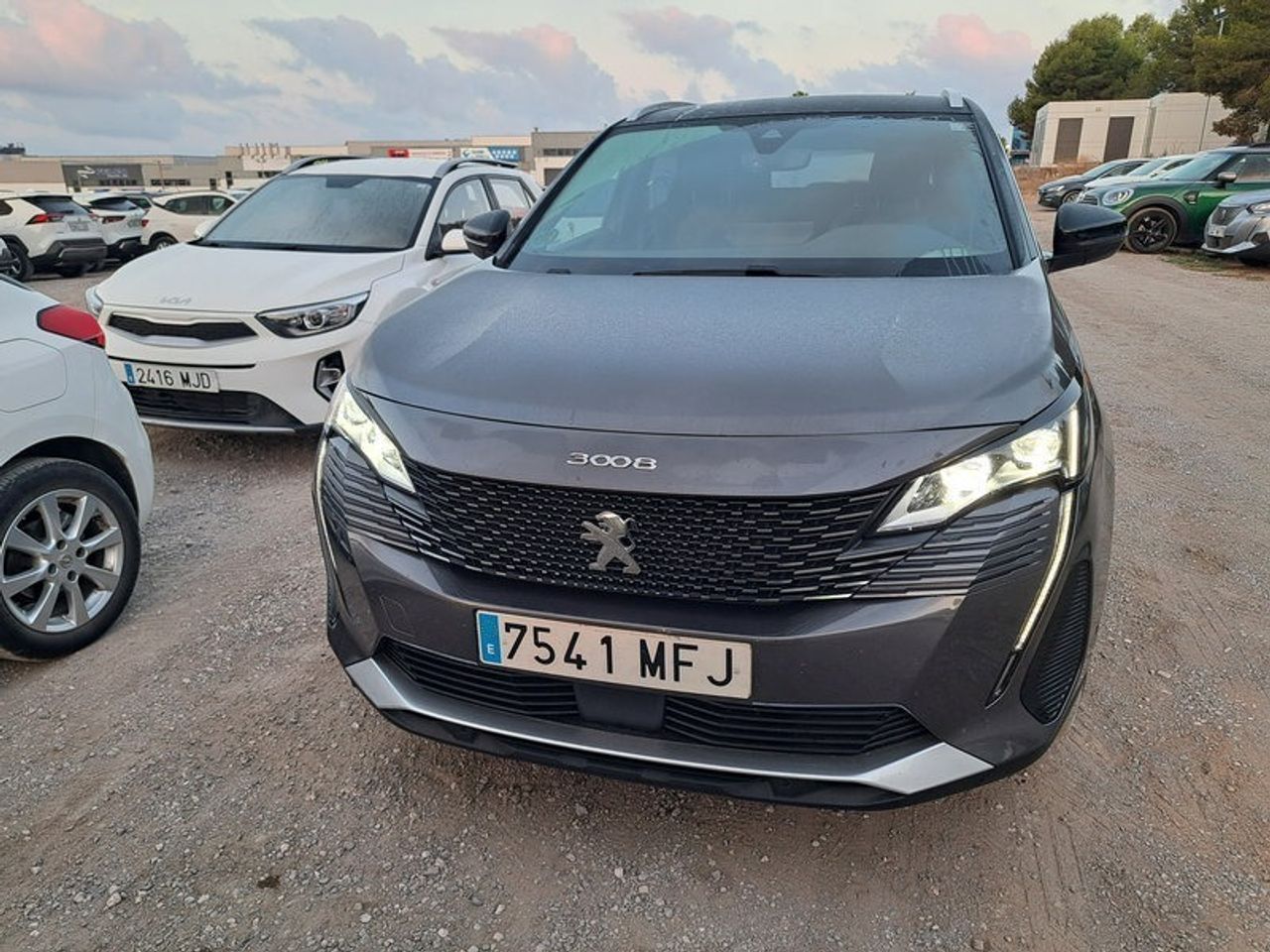 Peugeot 3008 1.5 Bluehdi 96kw S&s Gt Eat8 - Foto 2