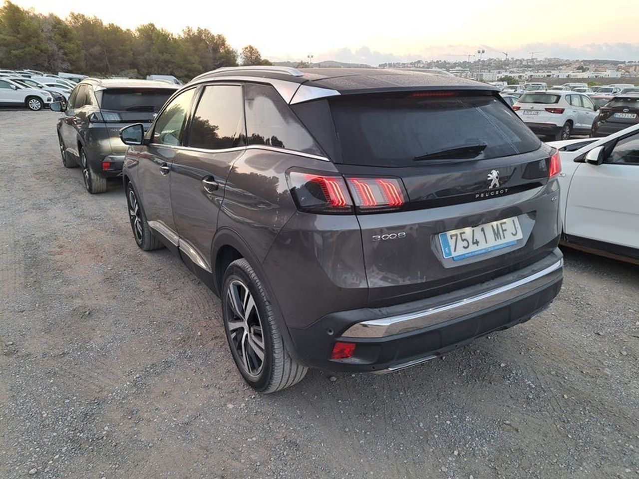 Peugeot 3008 1.5 Bluehdi 96kw S&s Gt Eat8 - Foto 2
