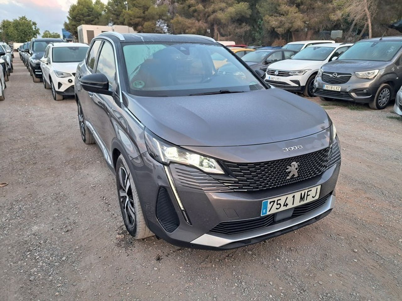 Peugeot 3008 1.5 Bluehdi 96kw S&s Gt Eat8 - Foto 2