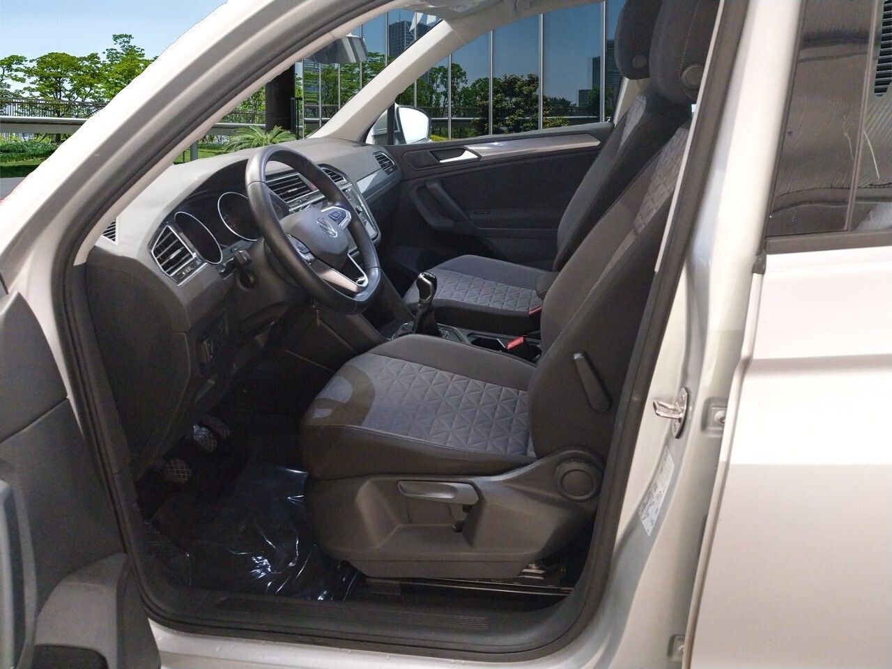 Volkswagen Tiguan Life 2.0 Tdi 90kw (122cv) - Foto 2
