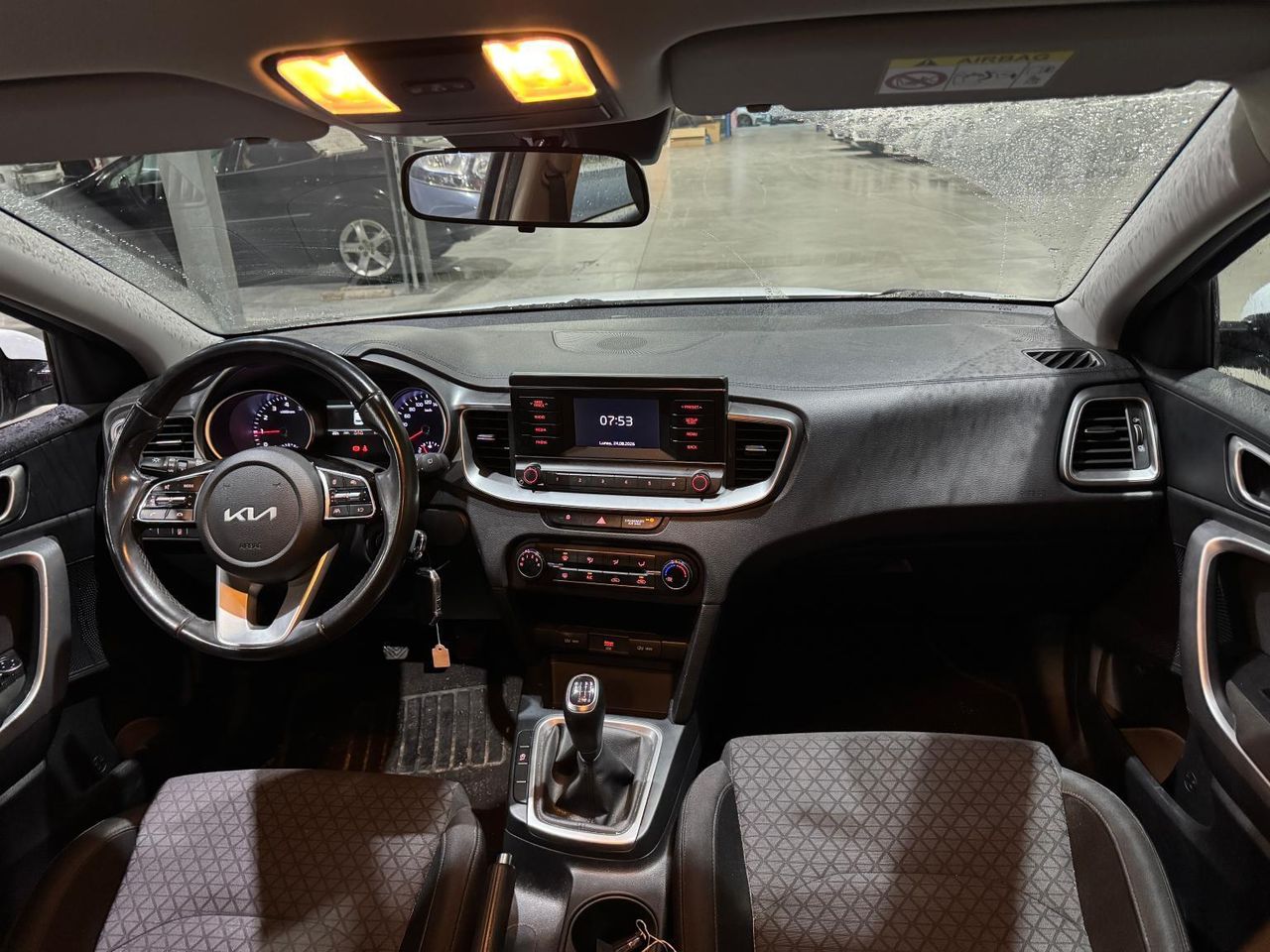 Kia Ceed 1.0 T-gdi 74kw (100cv) Concept - Foto 2