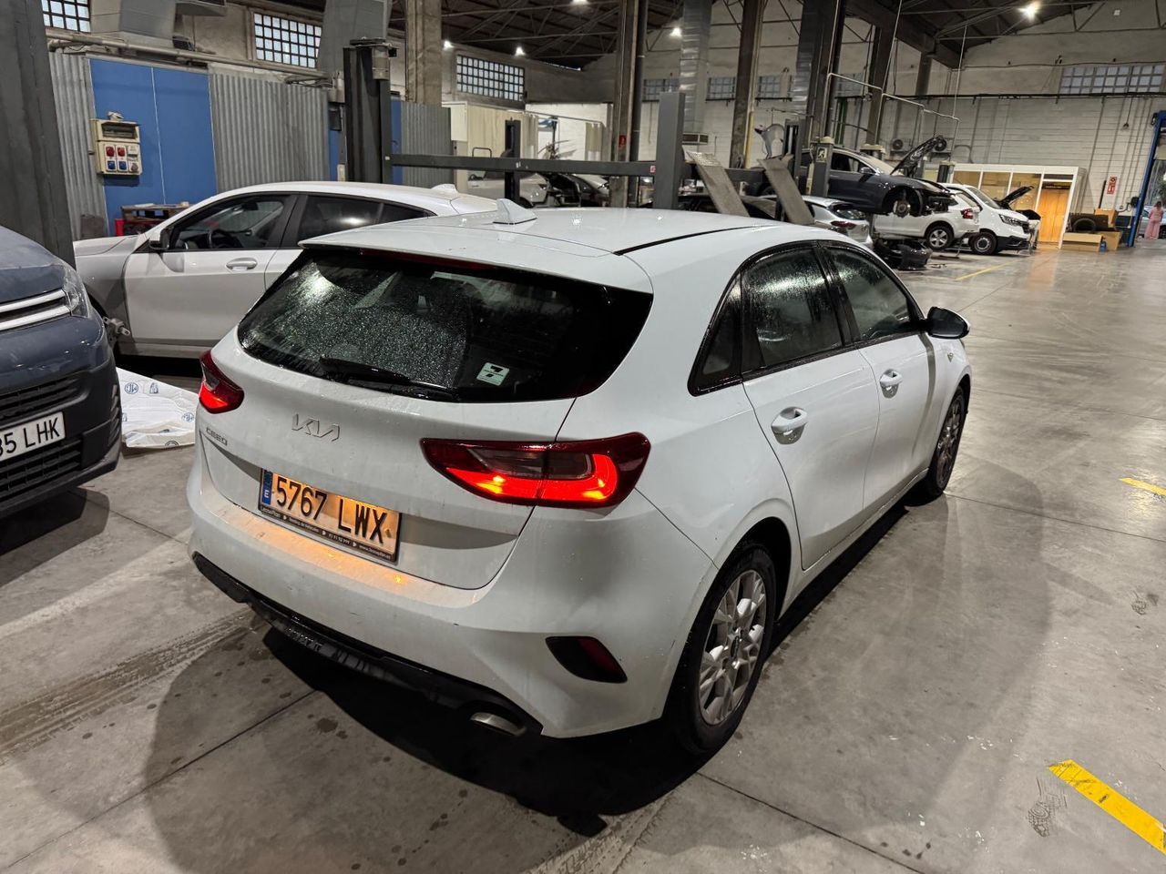 Kia Ceed 1.0 T-gdi 74kw (100cv) Concept - Foto 2