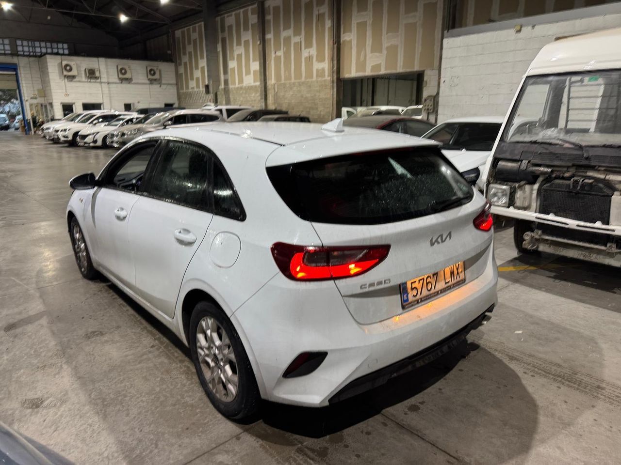 Kia Ceed 1.0 T-gdi 74kw (100cv) Concept - Foto 2