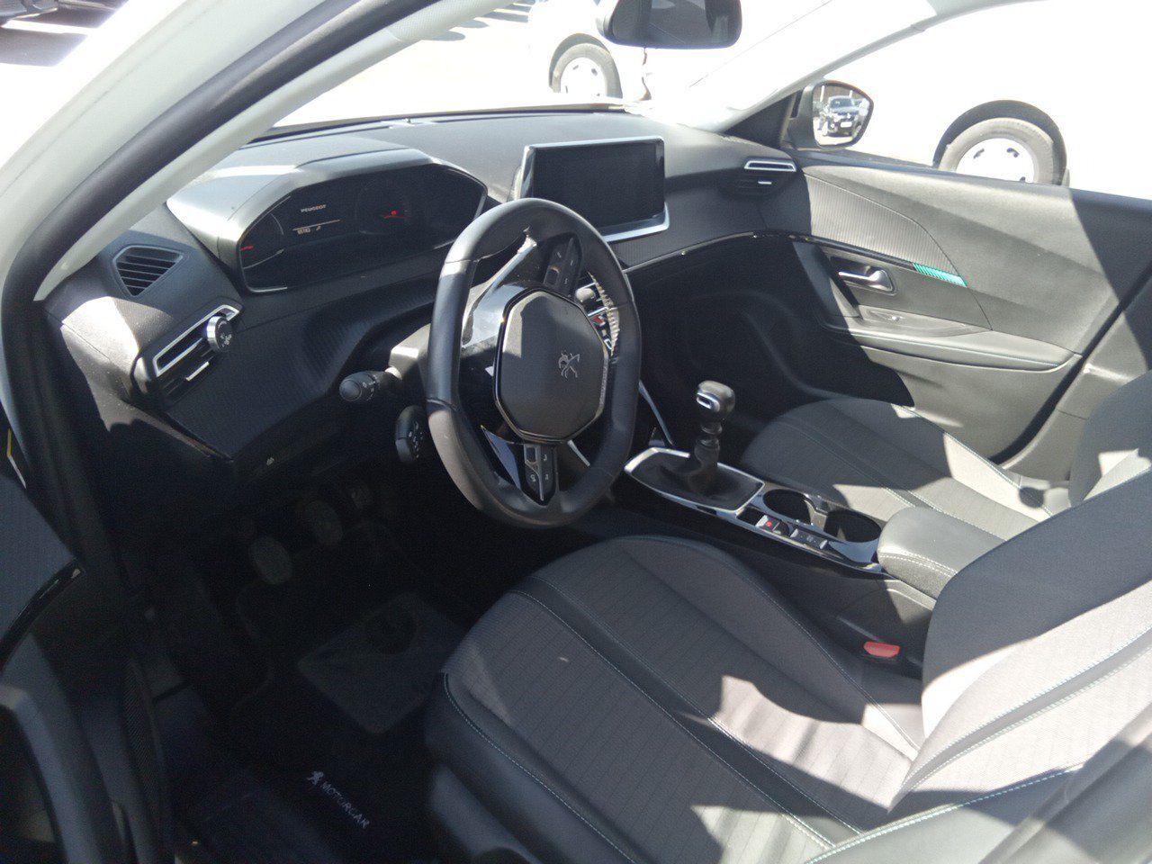 Peugeot 2008 Allure Bluehdi 81kw (110cv) - Foto 2