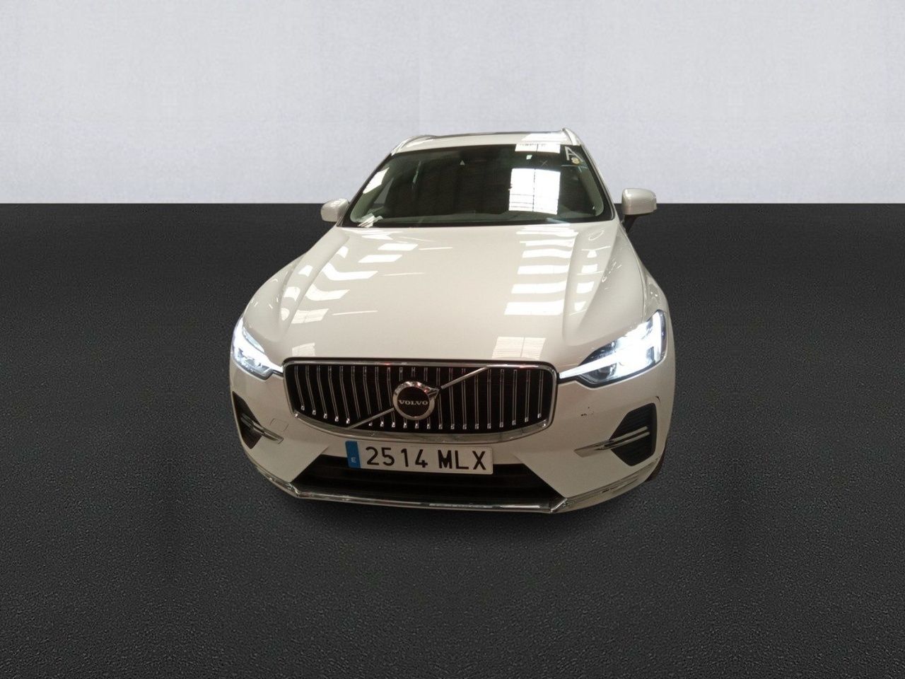 Volvo Xc60 2.0 T6 Awd Recharge Core Auto - Foto 2