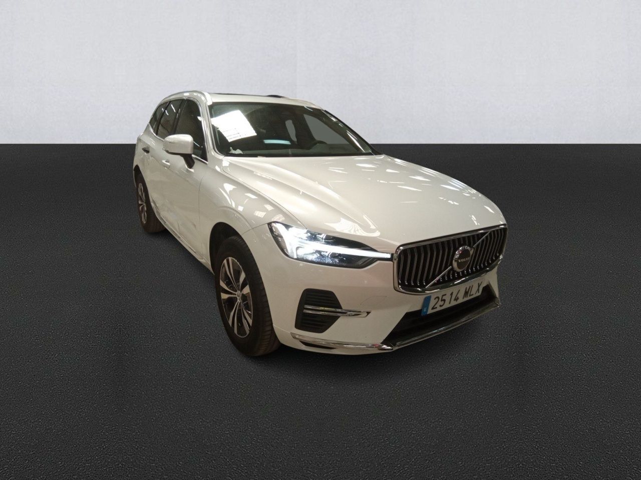 Volvo Xc60 2.0 T6 Awd Recharge Core Auto - Foto 2