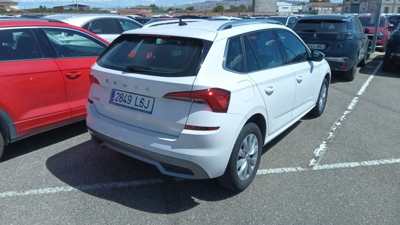 Skoda Kamiq 1.0 Tsi 81kw (110cv) Dsg Ambition - Foto 2