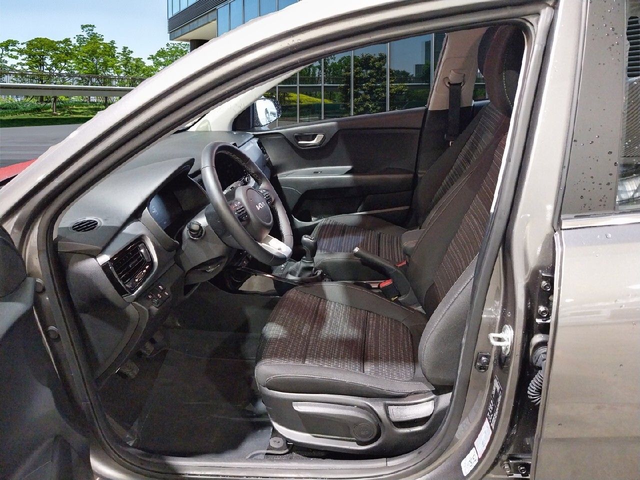 Kia Stonic 1.0 T-gdi 74kw (100cv) Mhev Mt Drive - Foto 2