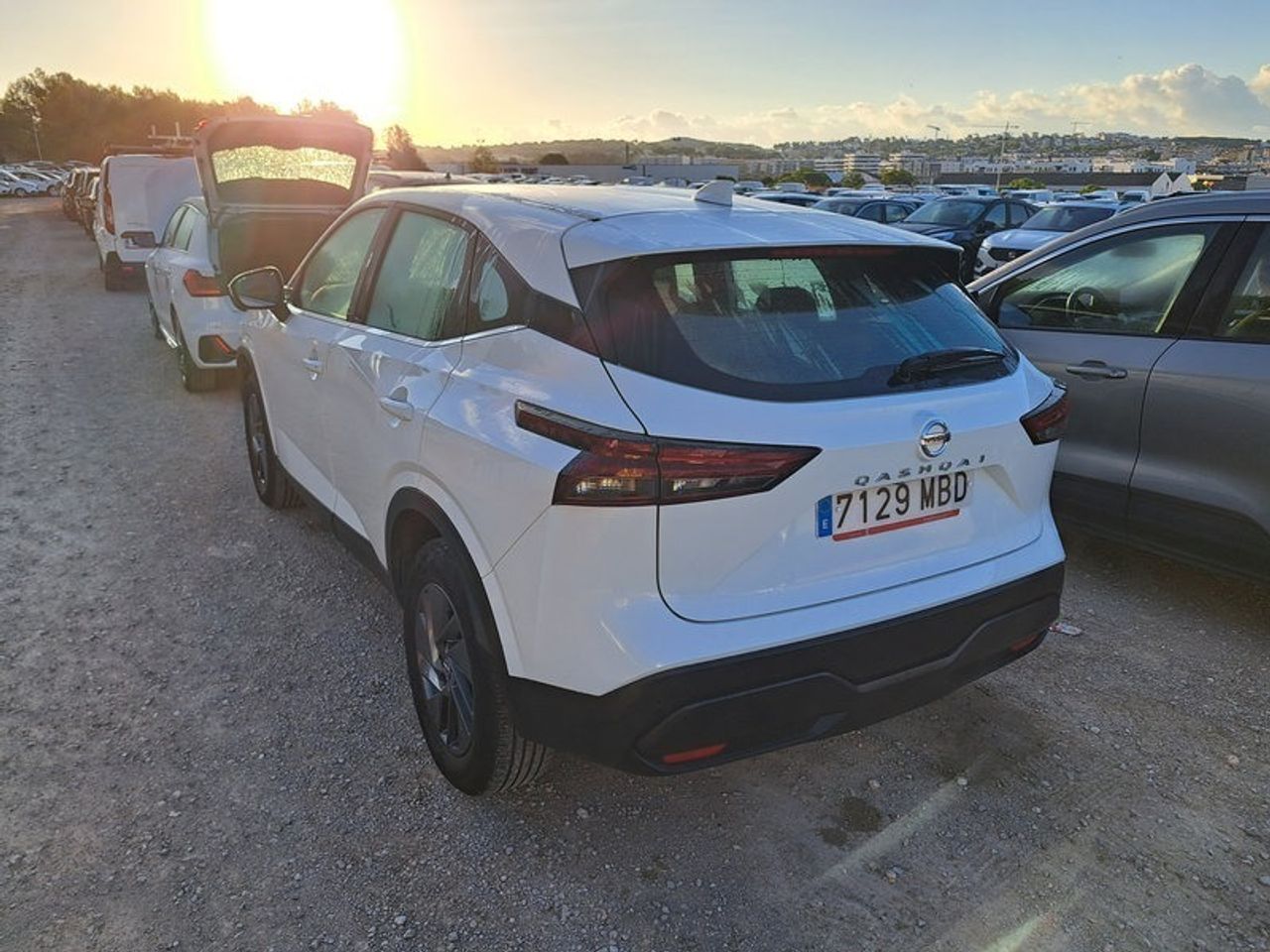 Nissan Qashqai Dig-t 103kw (140cv) Mhev 4x2 Acenta - Foto 2