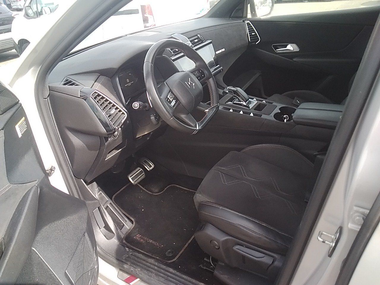 Ds Ds 7 Crossback 1.6 E-tense 225 Performance Line Auto - Foto 2