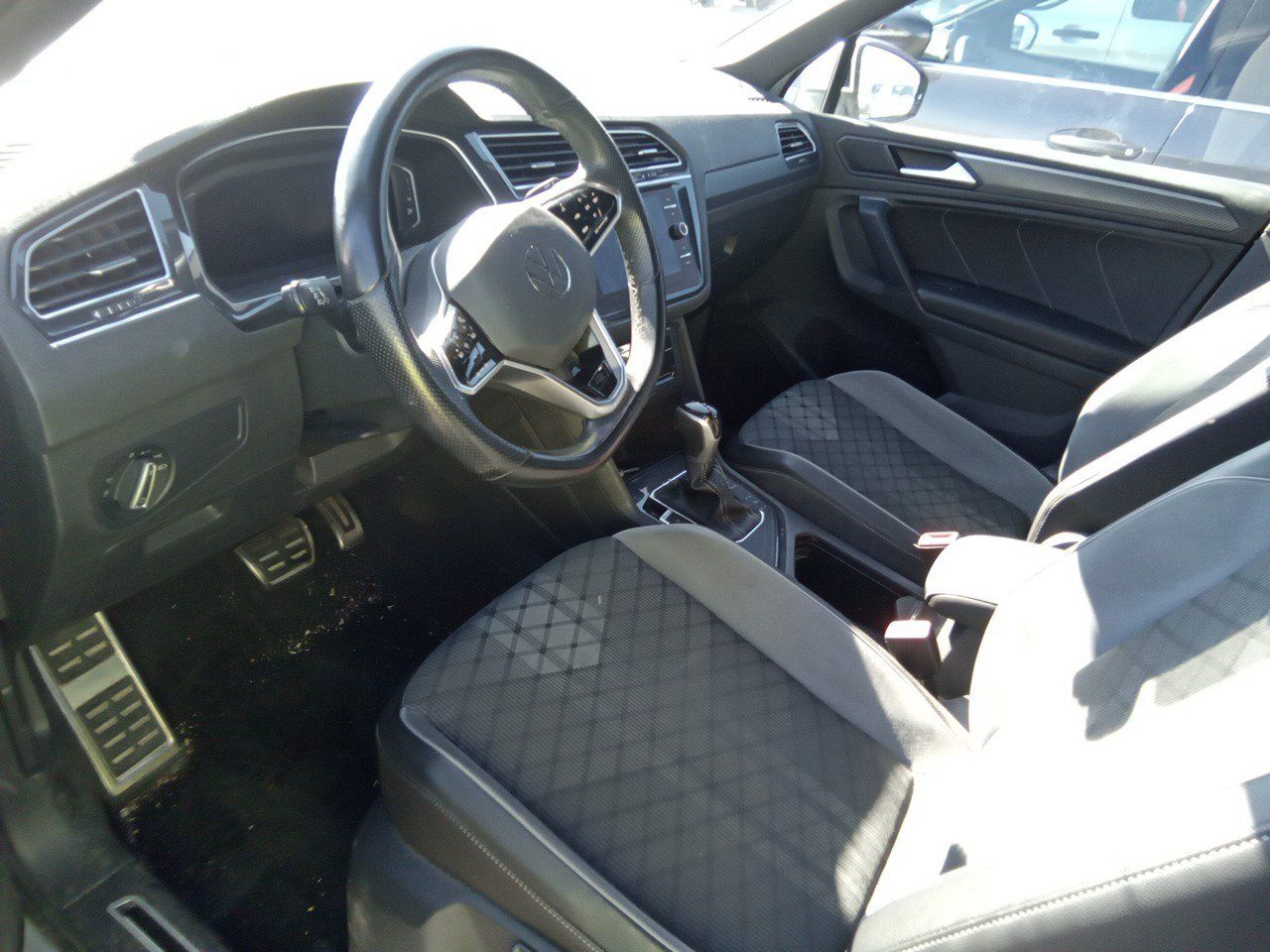 Volkswagen Tiguan R-line 2.0 Tdi 110kw (150cv) Dsg - Foto 2