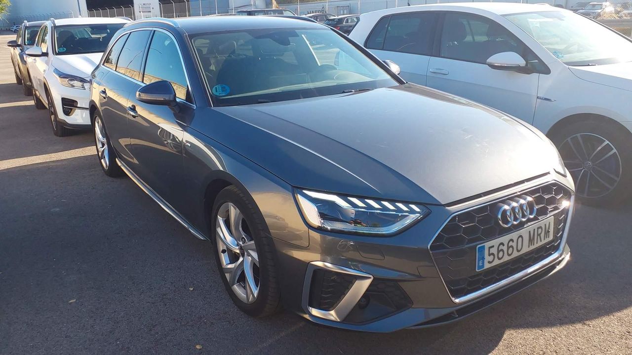 Audi A4 Avant S Line 40 Tfsi 150kw S Tronic - Foto 2