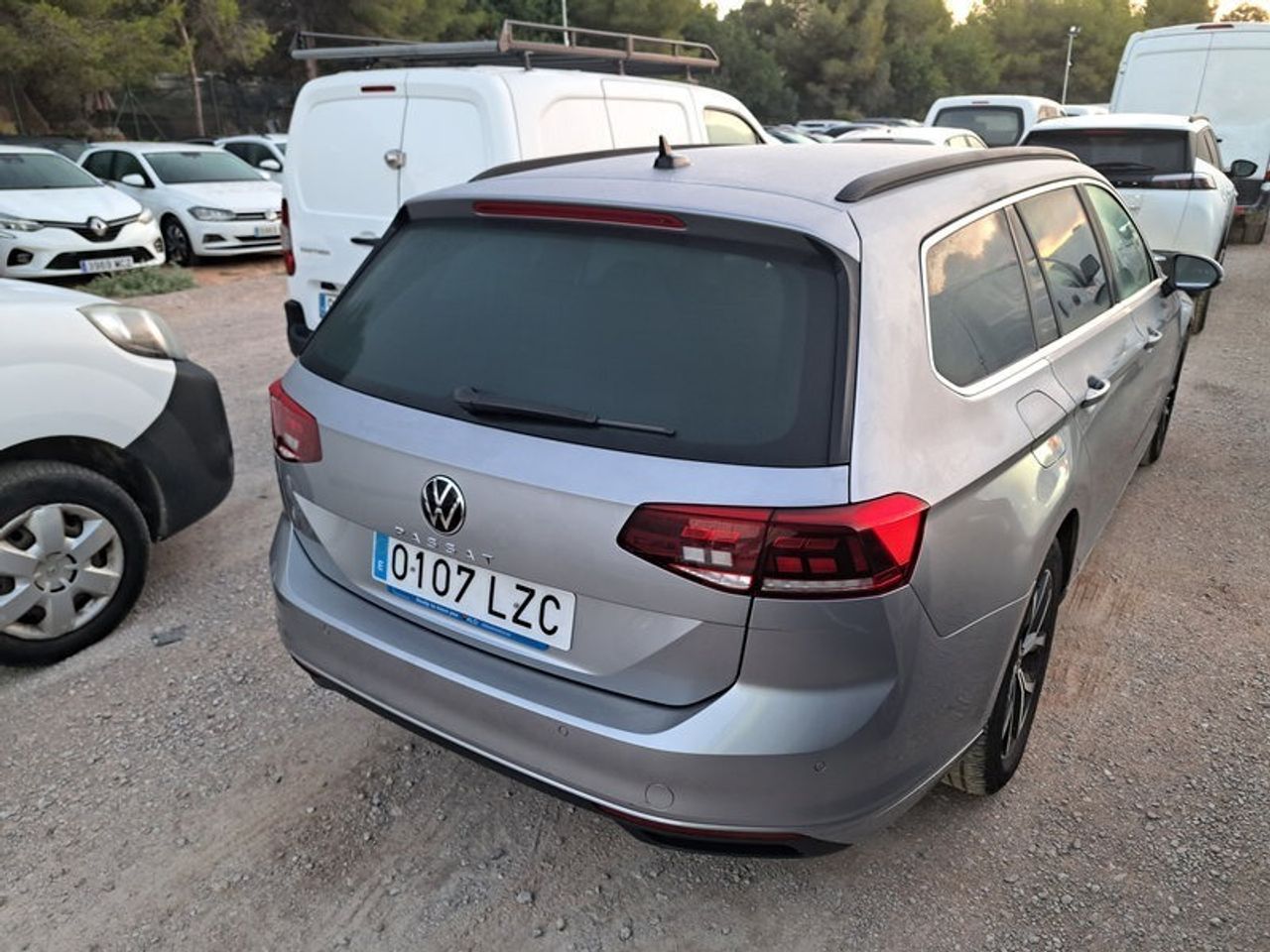 Volkswagen Passat Variant Executive 2.0 Tdi 90kw (122cv) D - Foto 2