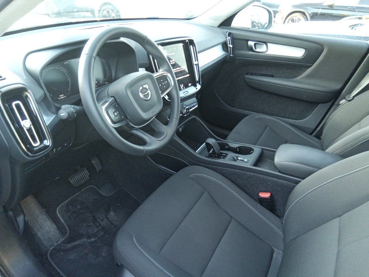 Volvo Xc40 (o) 1.5 T5 Twin Recharge Inscription Ex - Foto 2