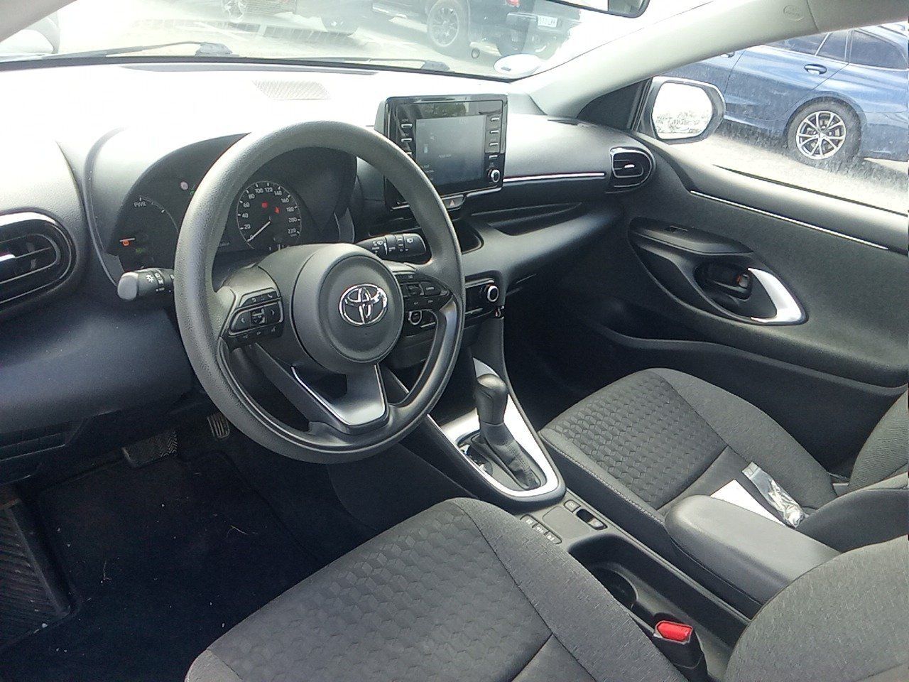 Toyota Yaris 1.5 120h Business Plus - Foto 2