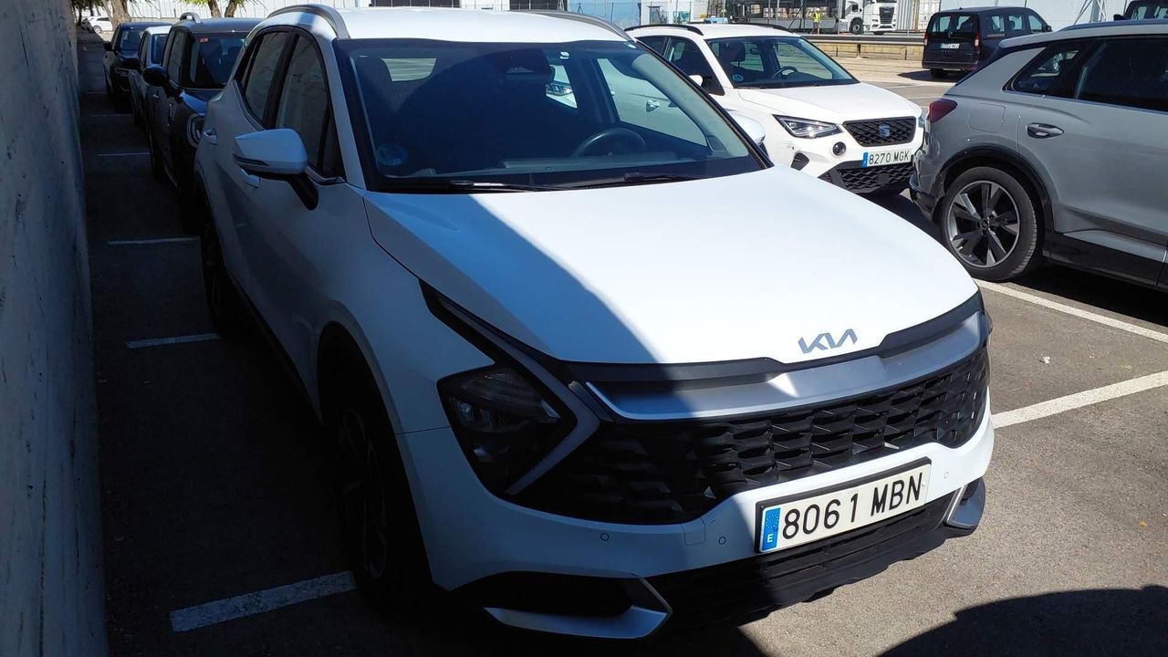 Kia Sportage 1.6 Crdi Mhev 100kw (136cv) Business 4x4 - Foto 2