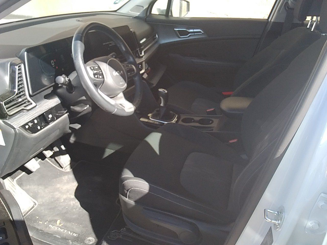 Kia Sportage 1.6 Crdi Mhev 100kw (136cv) Business 4x4 - Foto 2