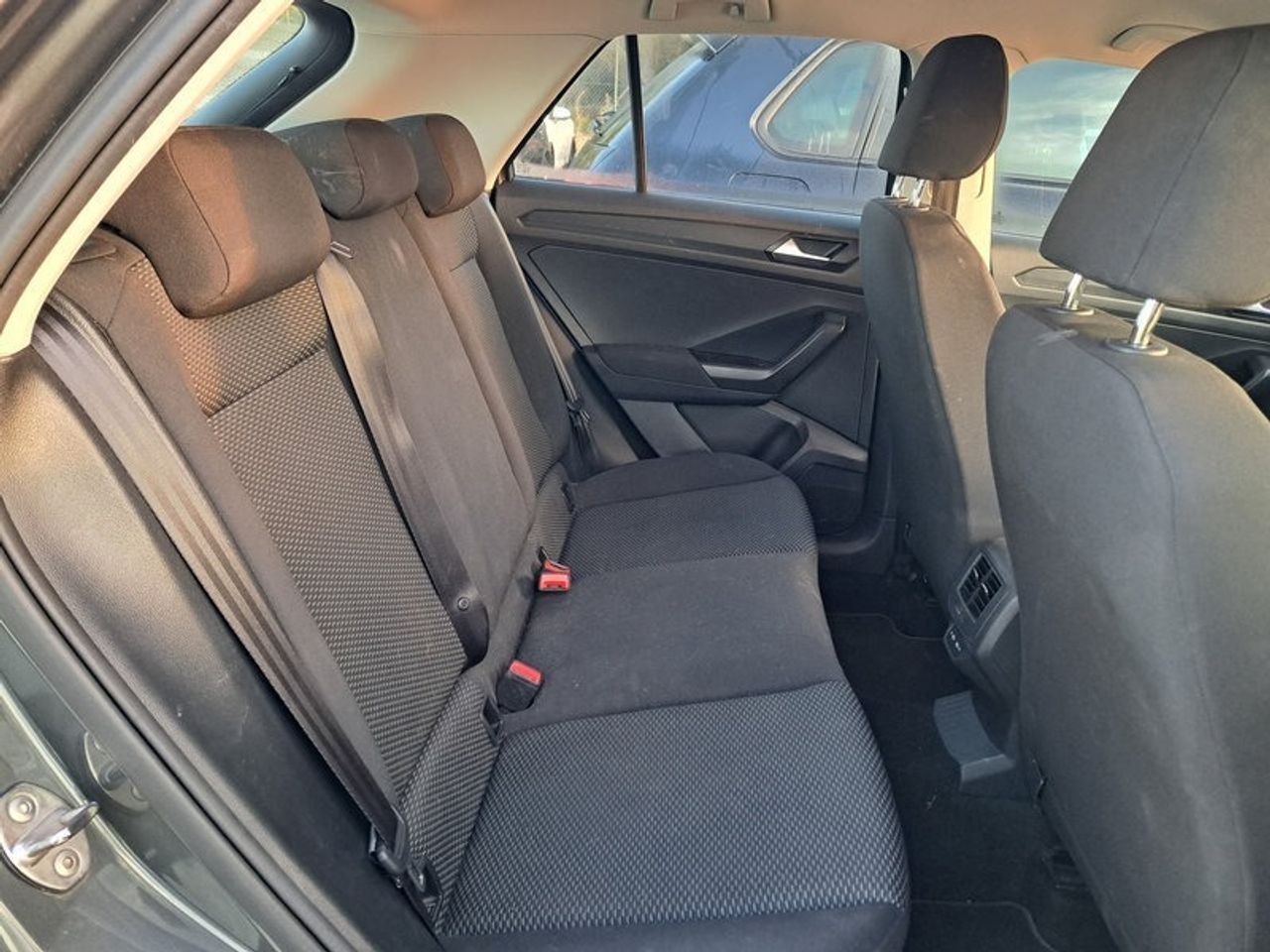 Volkswagen T-roc Edition 2.0 Tdi 85kw (115cv) - Foto 2