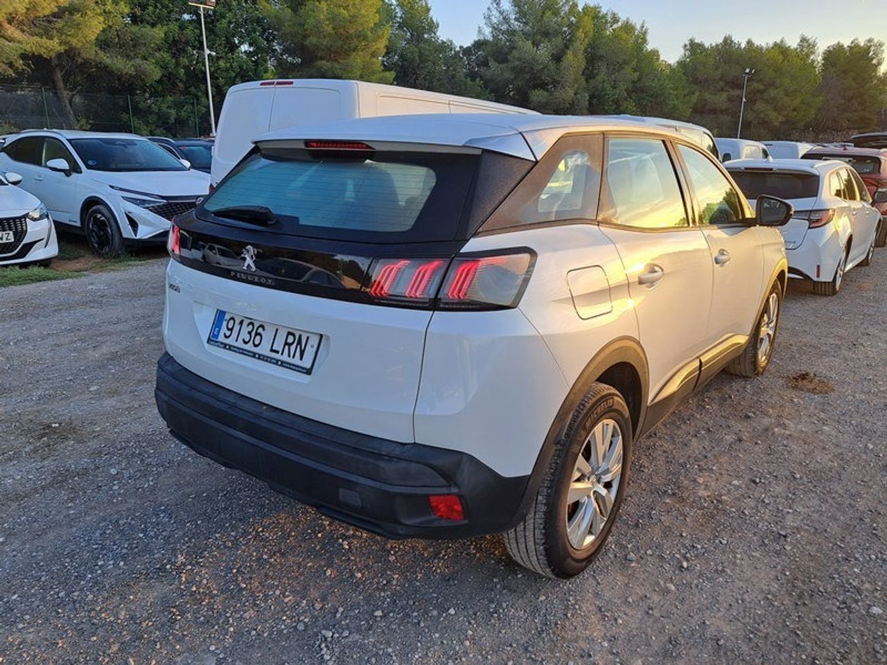 Peugeot 3008 1.5 Bluehdi 96kw (130cv) S&s Active Pack - Foto 2