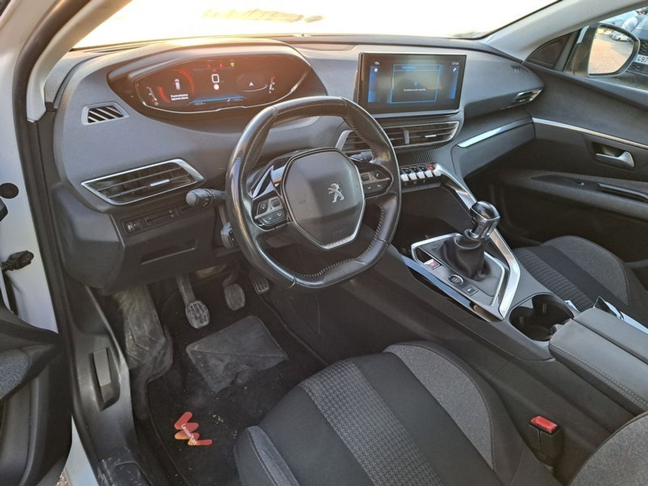 Peugeot 3008 1.5 Bluehdi 96kw (130cv) S&s Active Pack - Foto 2