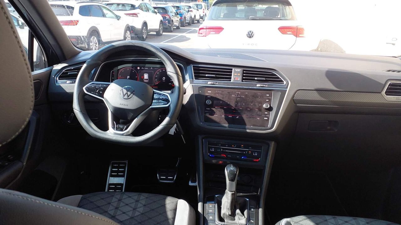 Volkswagen Tiguan R-line 2.0 Tdi 110kw (150cv) Dsg - Foto 2