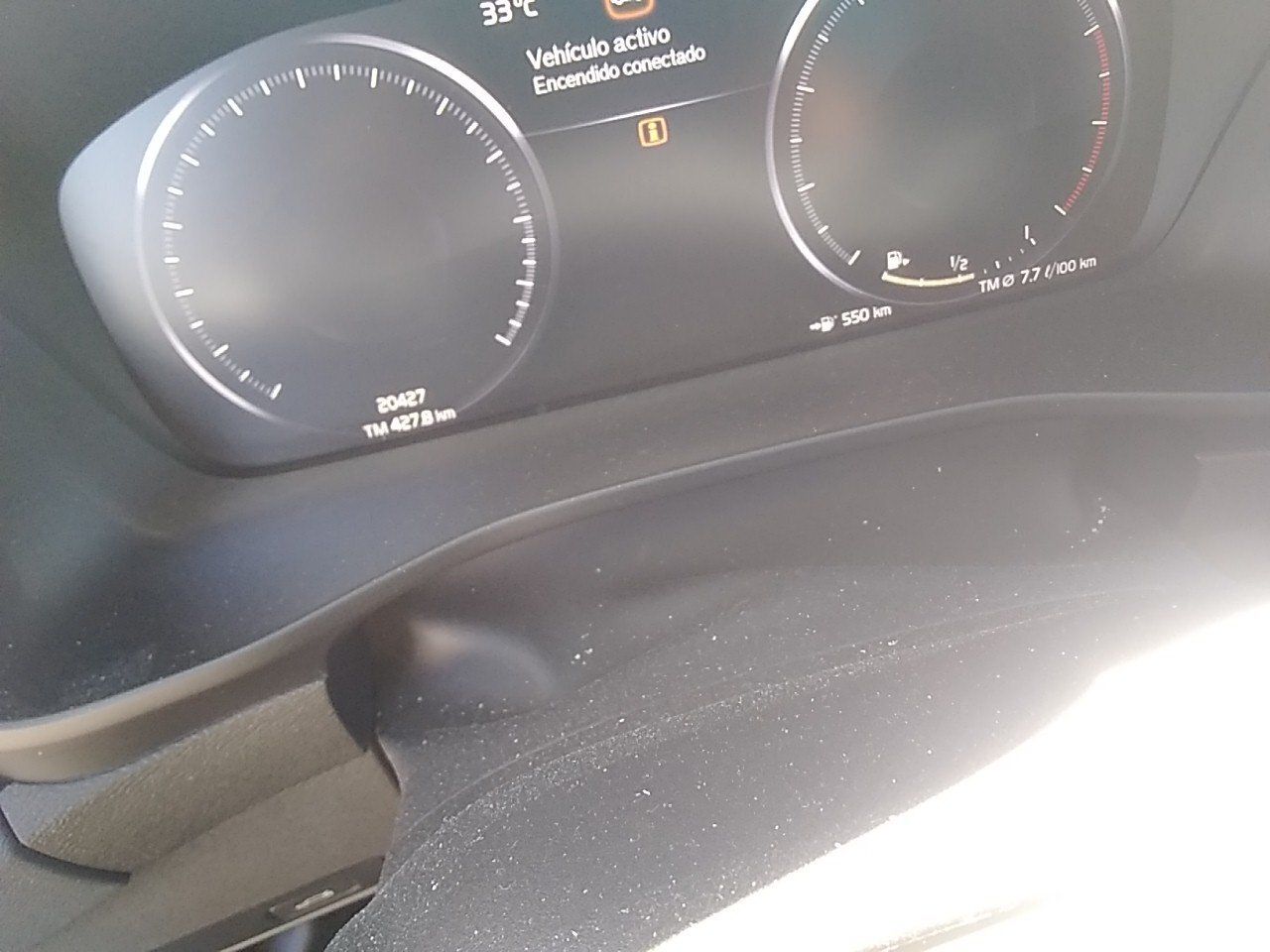 Volvo Xc40 1.5 T2 Essential - Foto 2