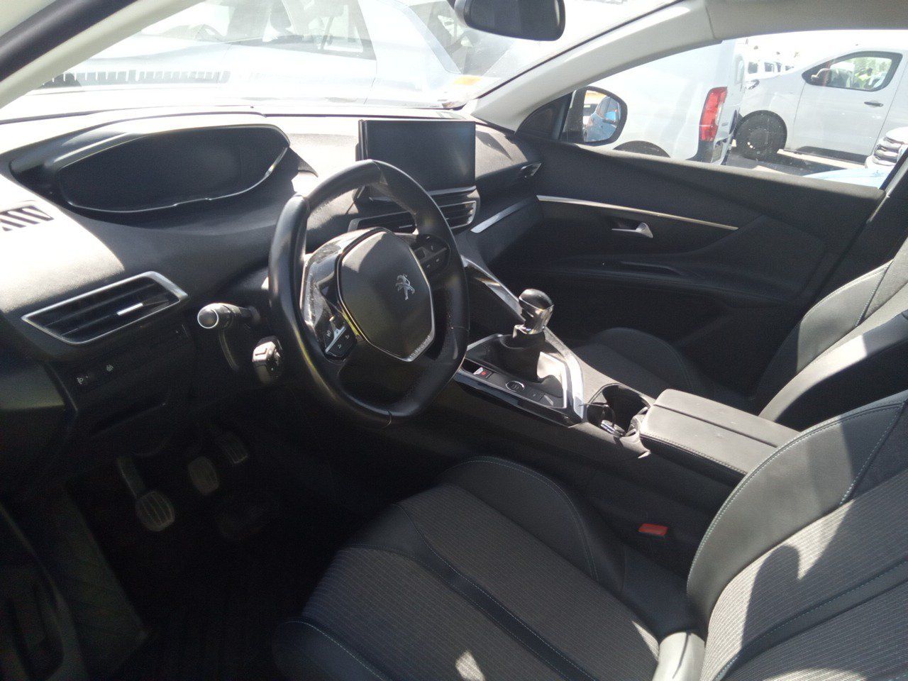 Peugeot 5008 1.5 Bluehdi 96kw (130cv) S&s Allure - Foto 2
