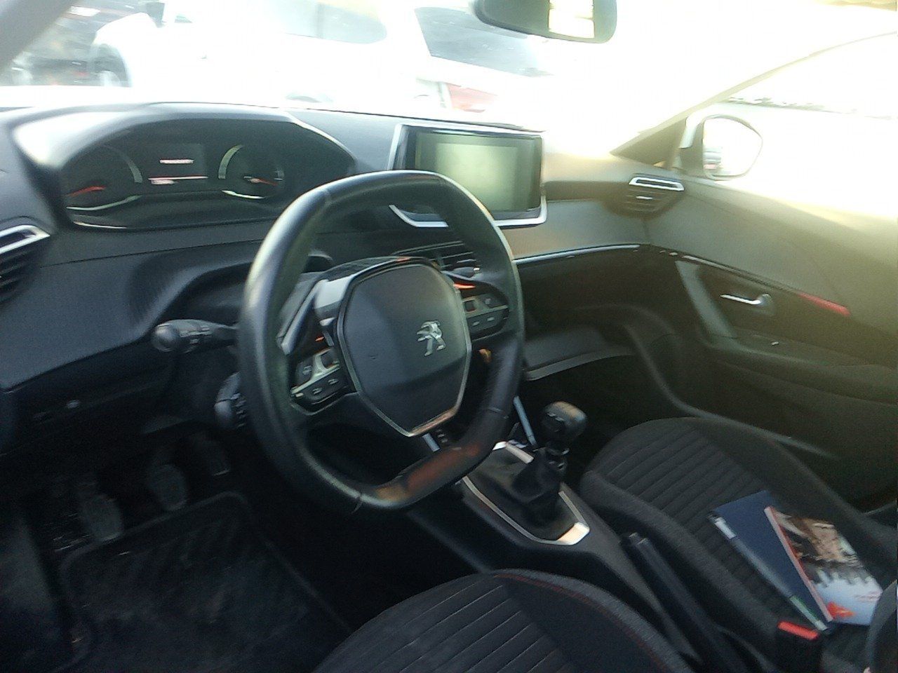 Peugeot 2008 Active Bluehdi 100 S&s Bvm6 - Foto 2