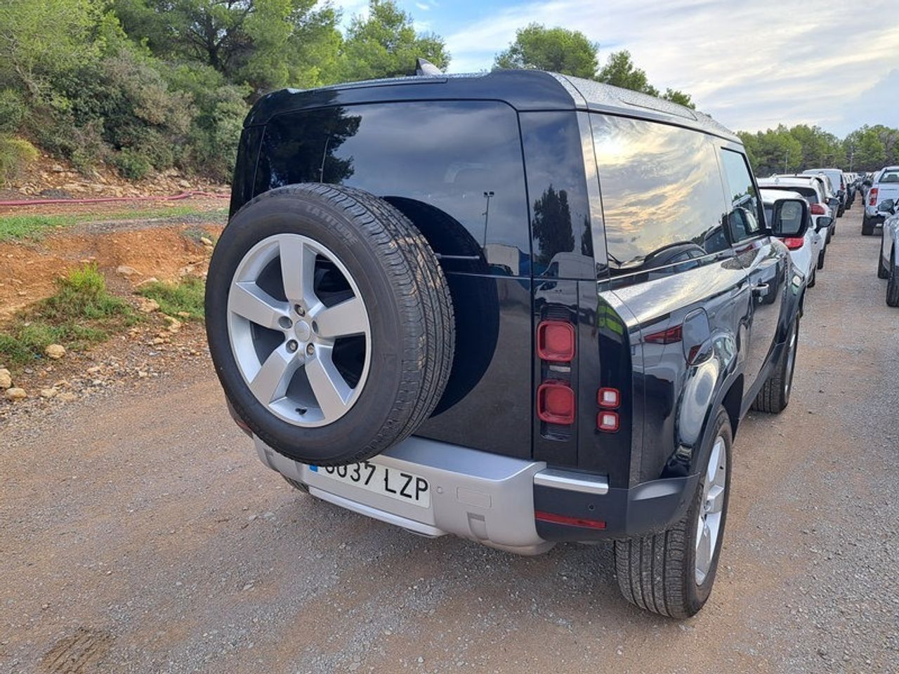 Land Rover Defender 3.0 D200 Se 90 Auto 4wd Mhev - Foto 2