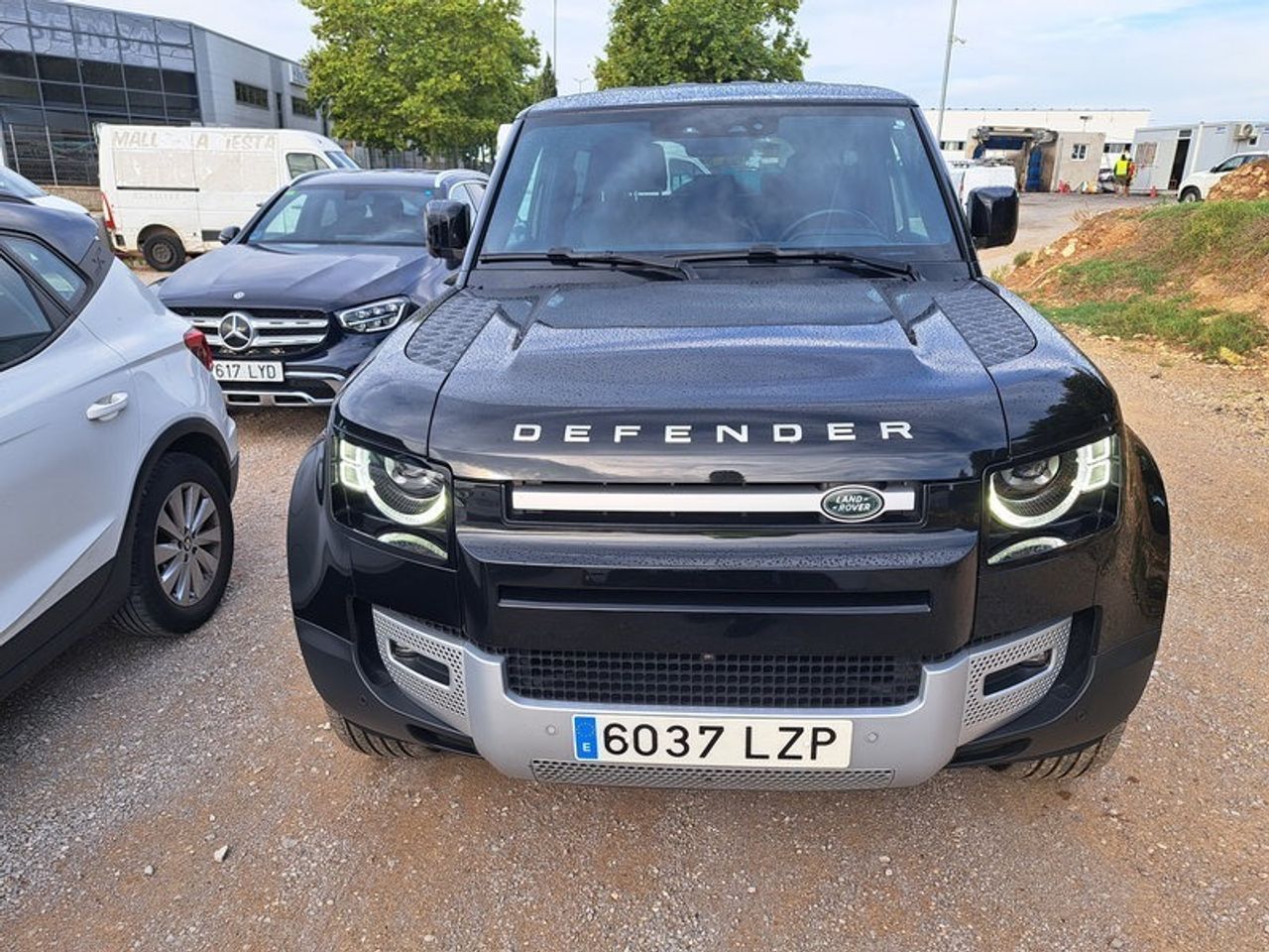 Land Rover Defender 3.0 D200 Se 90 Auto 4wd Mhev - Foto 2