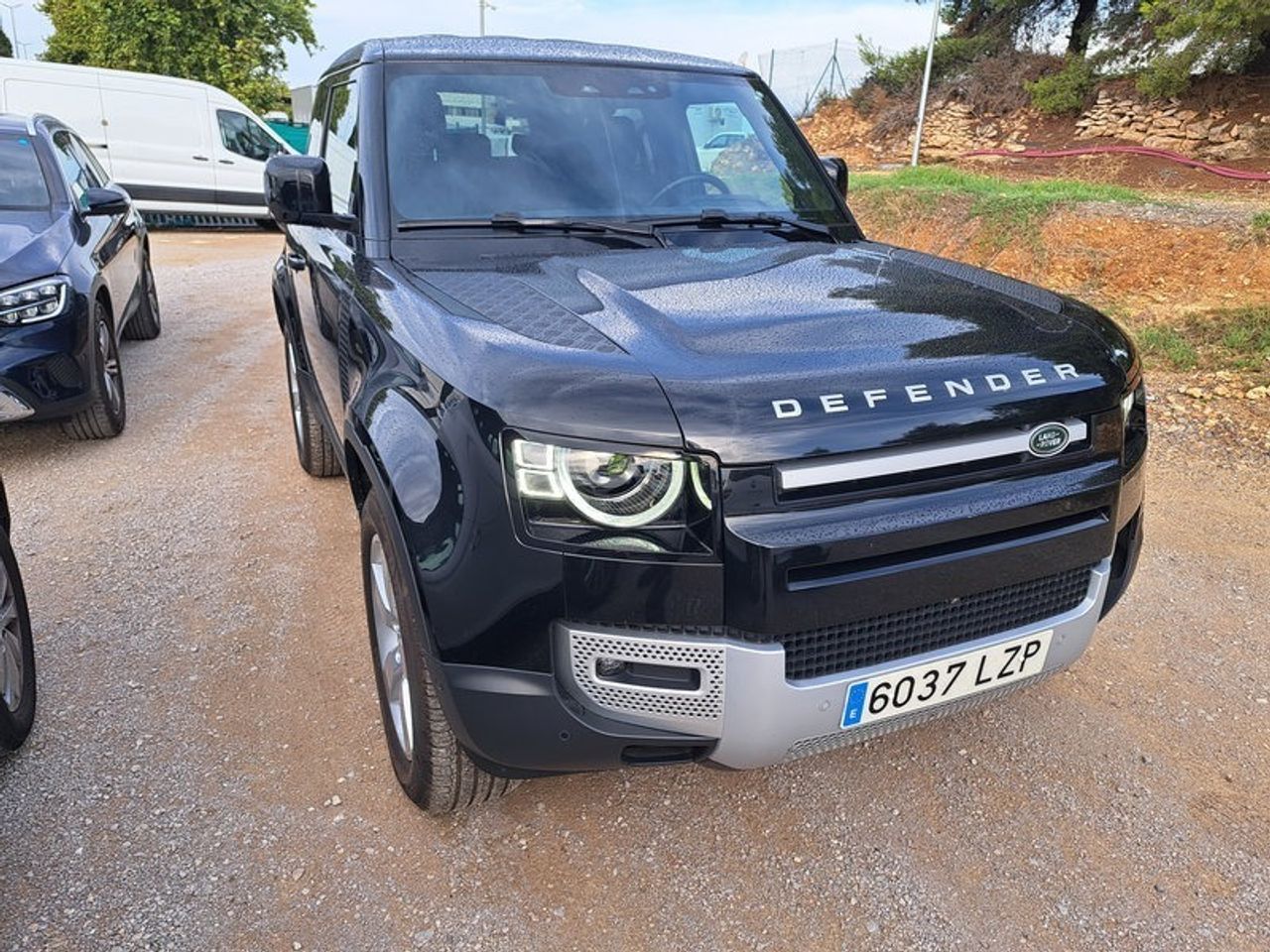 Land Rover Defender 3.0 D200 Se 90 Auto 4wd Mhev - Foto 2
