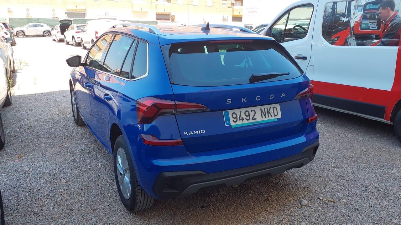 Skoda Kamiq 1.0 Tsi 70kw (95cv) Selection - Foto 2