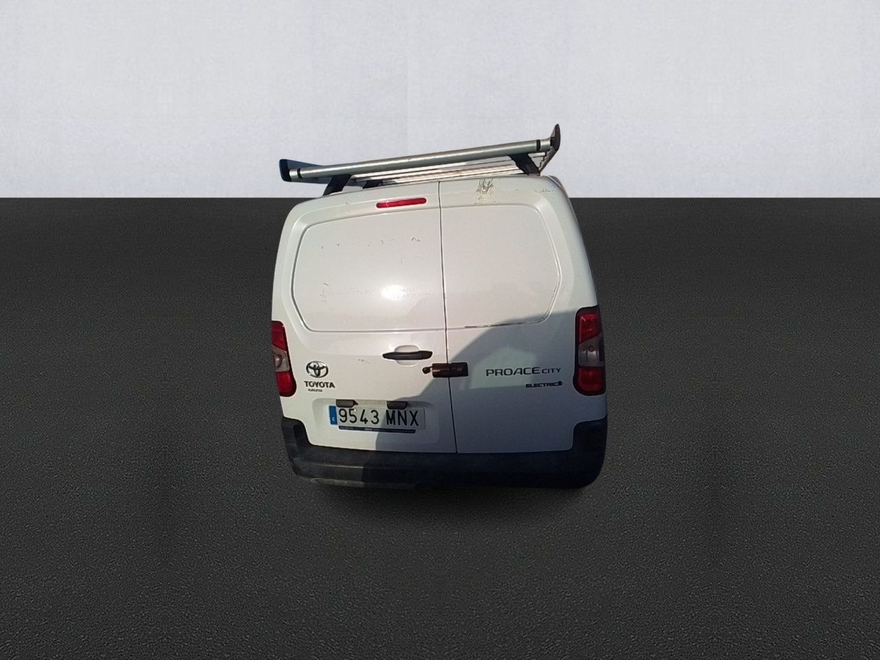 Toyota Proace City Van Ev 50kwh 136cv Gx Plus L2 - Foto 2