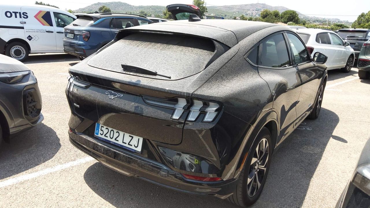 Ford Mustang Mach-e Awd 198kw Batería 75.7kwh - Foto 2