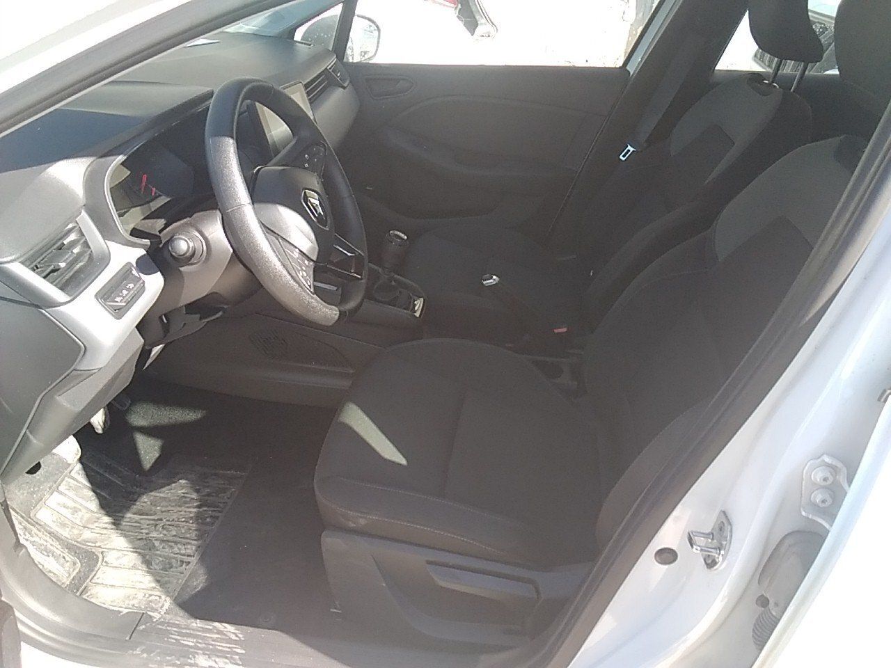 Renault Clio (o) Business Blue Dci 74kw (100cv) - Foto 2