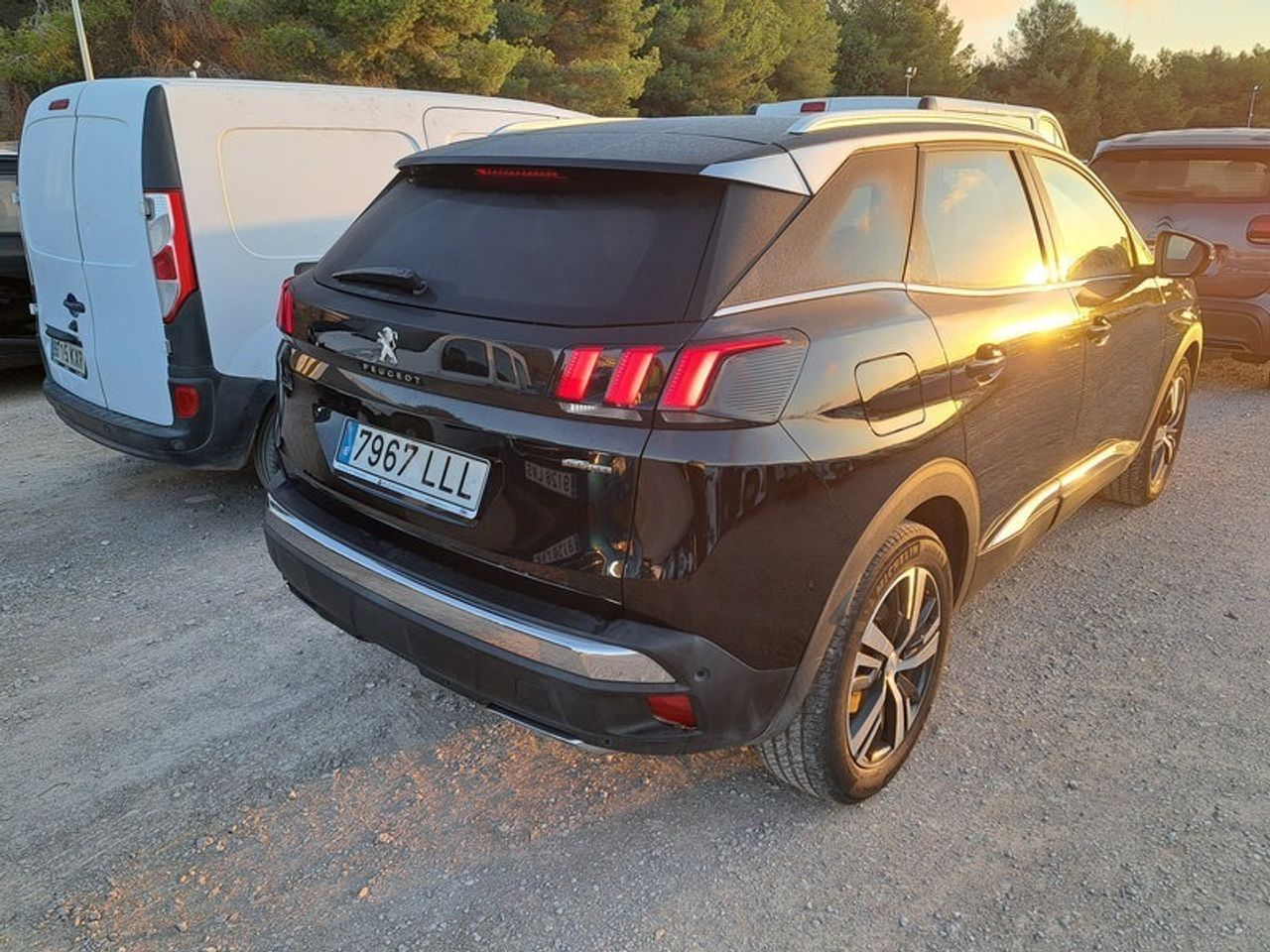 Peugeot 3008 1.5 Bluehdi 96kw S&s Gt Line Eat8 - Foto 2