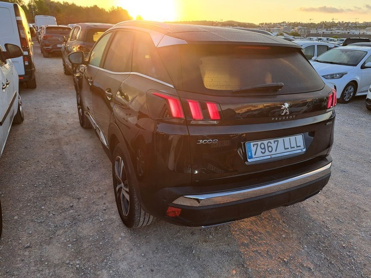Peugeot 3008 1.5 Bluehdi 96kw S&s Gt Line Eat8 - Foto 2