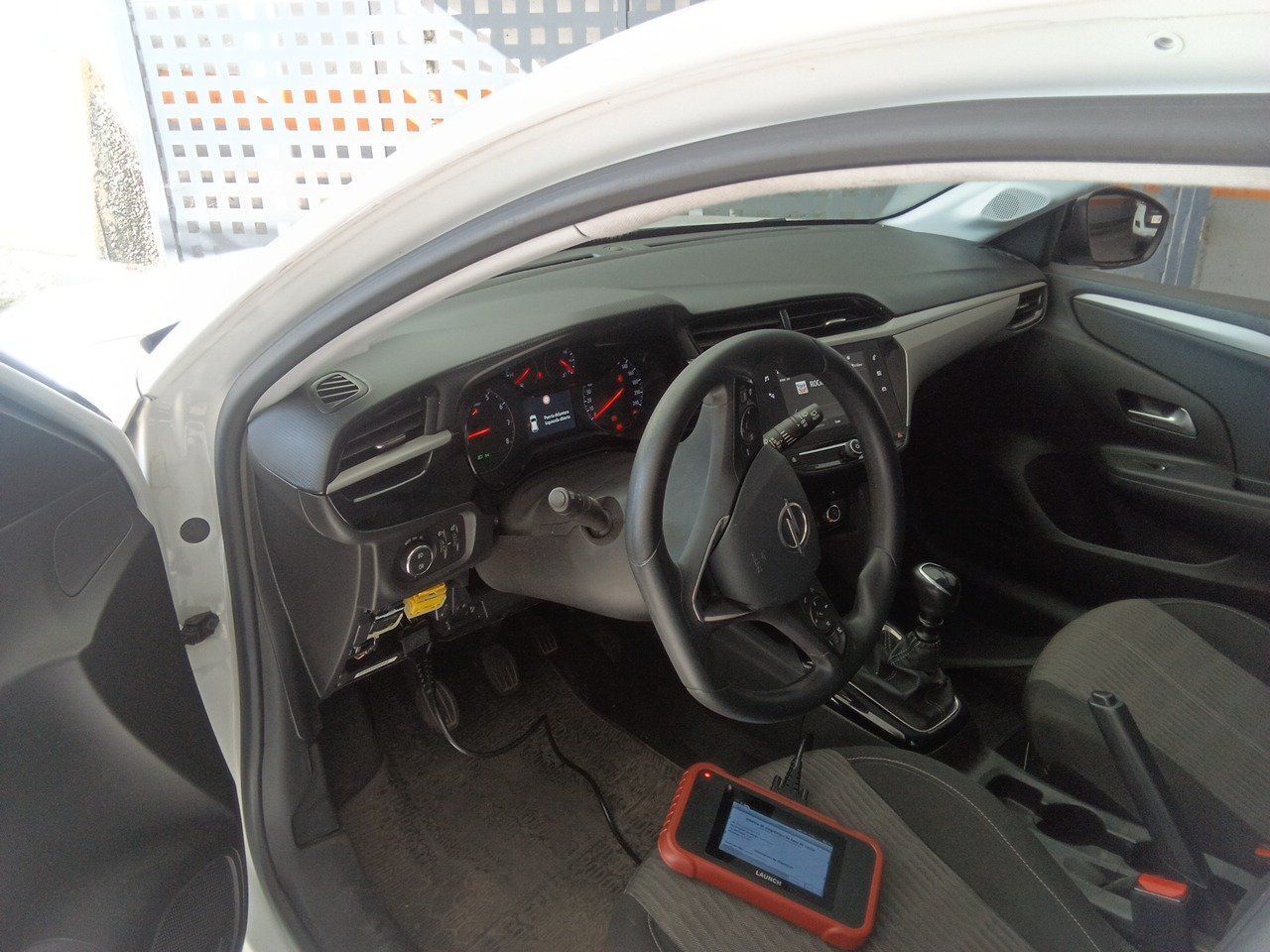 Opel Corsa 1.2t Xhl 74kw (100cv) Edition - Foto 2