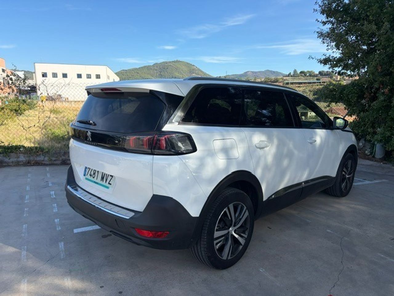 Peugeot 5008 1.5 Bluehdi 96kw S&s Allure Pack Eat8 - Foto 2