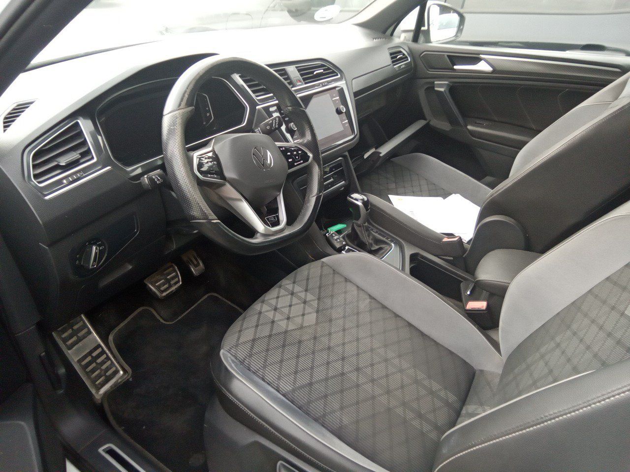 Volkswagen Tiguan R-line 2.0 Tdi 110kw (150cv) Dsg - Foto 2
