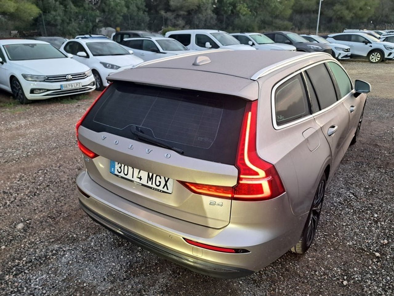 Volvo V60 2.0 B4 (d) Plus Dark Auto - Foto 2